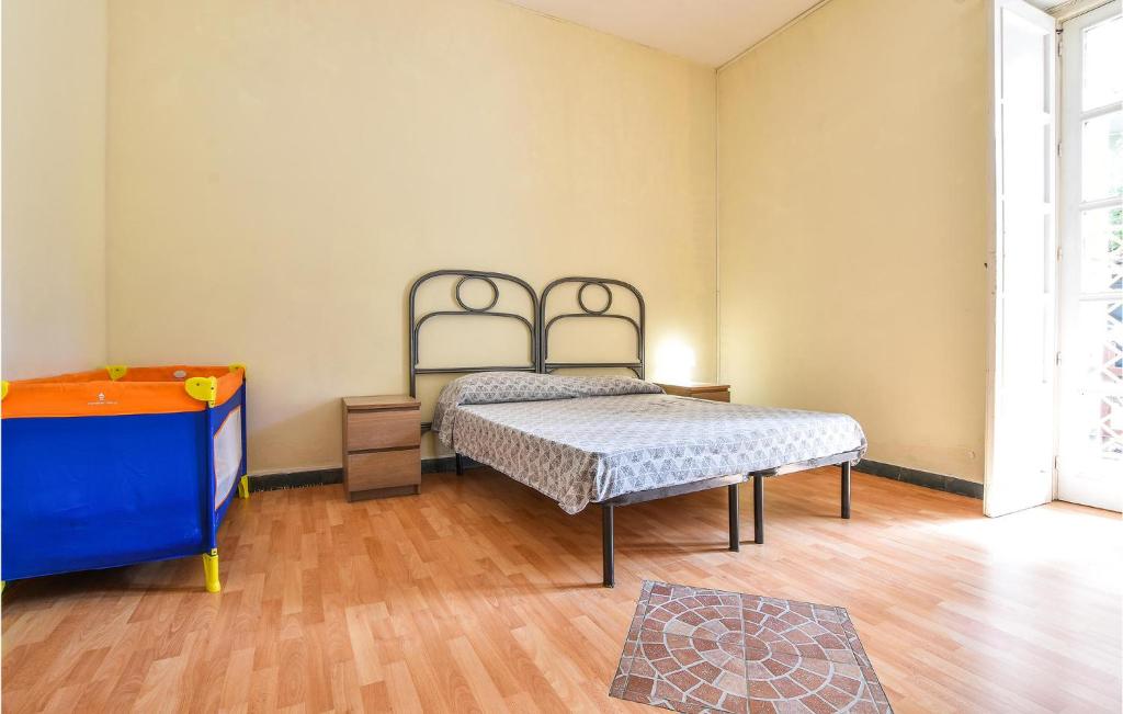 1 Bedroom Pet Friendly Apartment In Acireale - 3