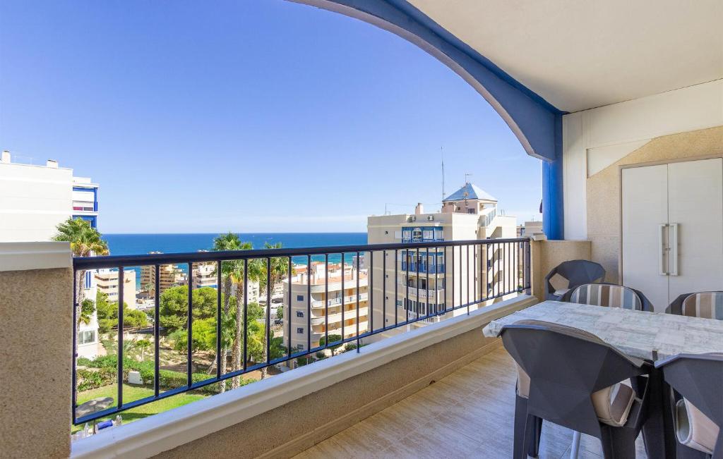 2 Bedroom Beautiful Apartment In Arenales Del Sol - 2