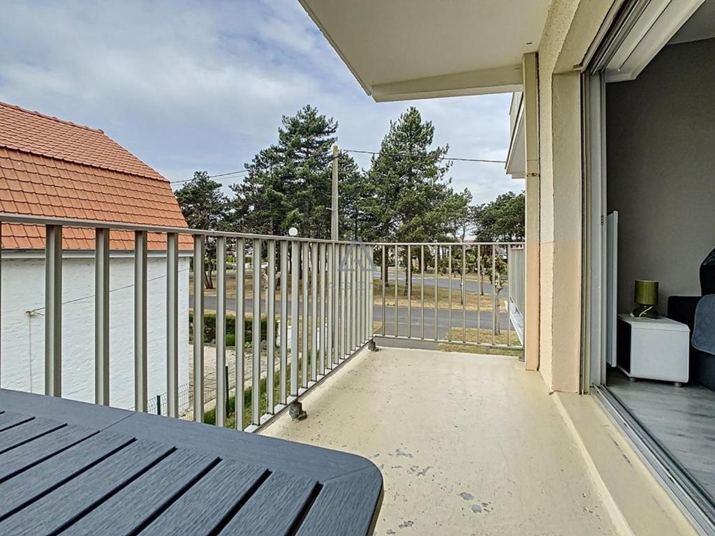 Studio renove avec balcon parking prive proche centre-ville et plage - 2 pers - FR-1-236-84 전경