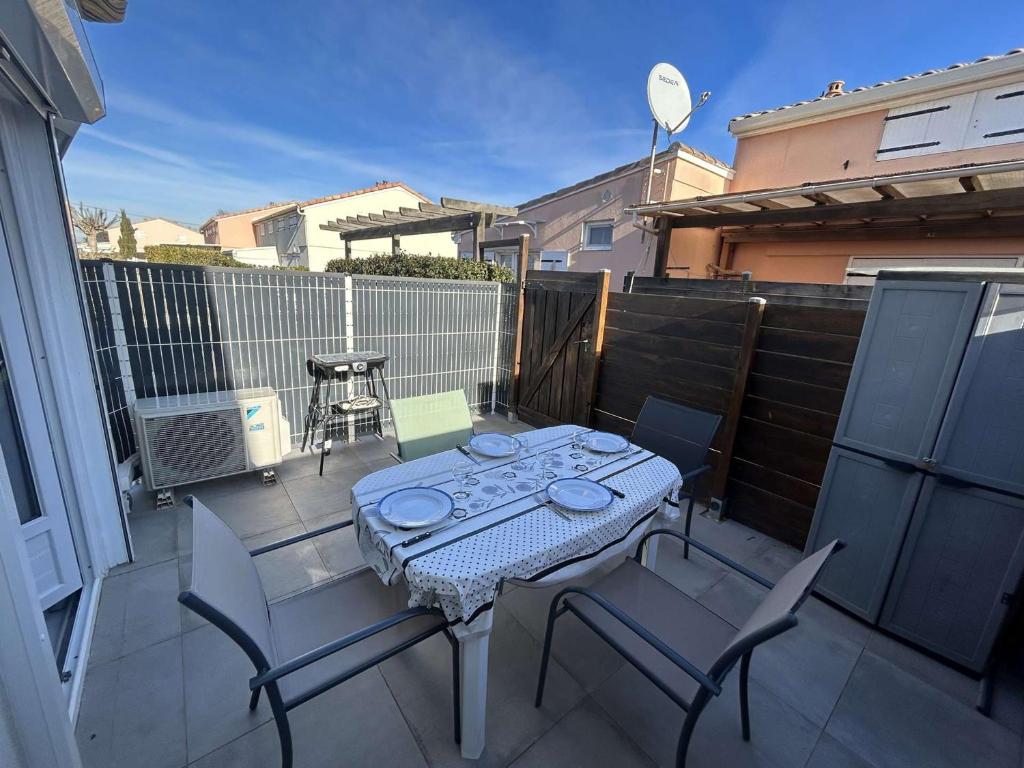 Maison rénovée avec piscine, parking privé et proche plage à Marseillan - FR-1-387-185 - 4