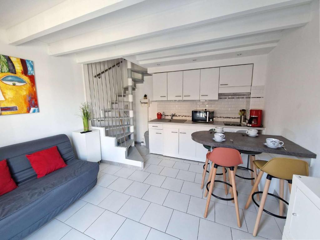 Maison rénovée avec piscine, parking privé et proche plage à Marseillan - FR-1-387-185 - 5
