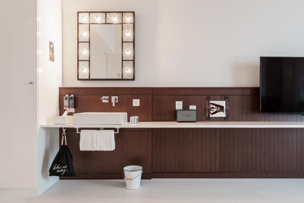 Hotel Facilities