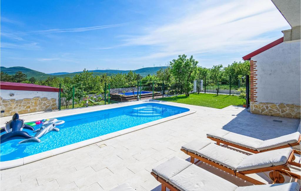 Nice Home In Gornji Muc With Wifi, Gornji Muć