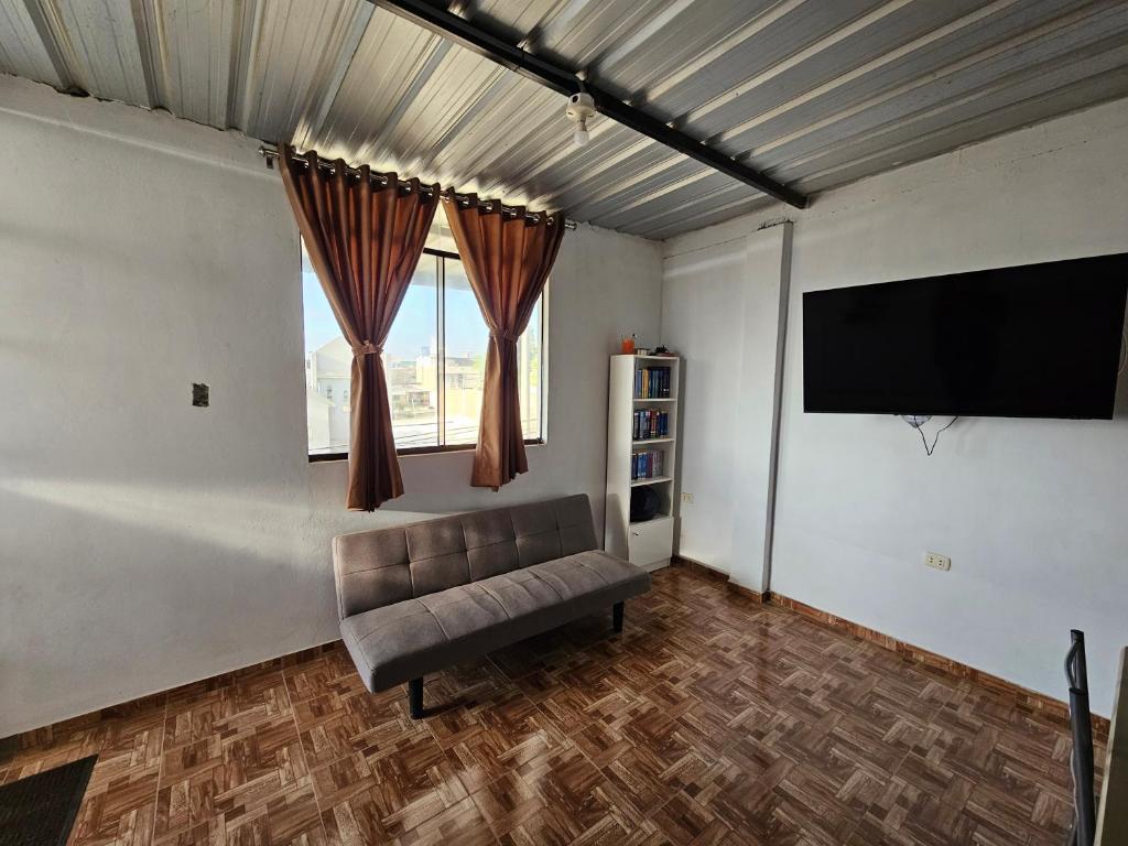 Minidepartamento Centrico Amoblado - 2