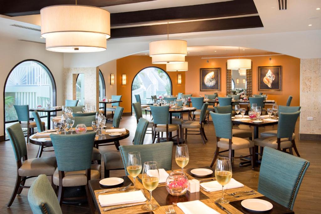 Oyster Bay Beach Resort Photo 31