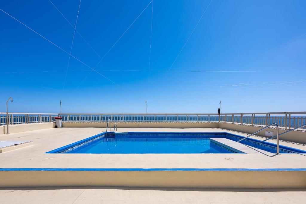 Marbella Center Bechfront 4 persons - 1