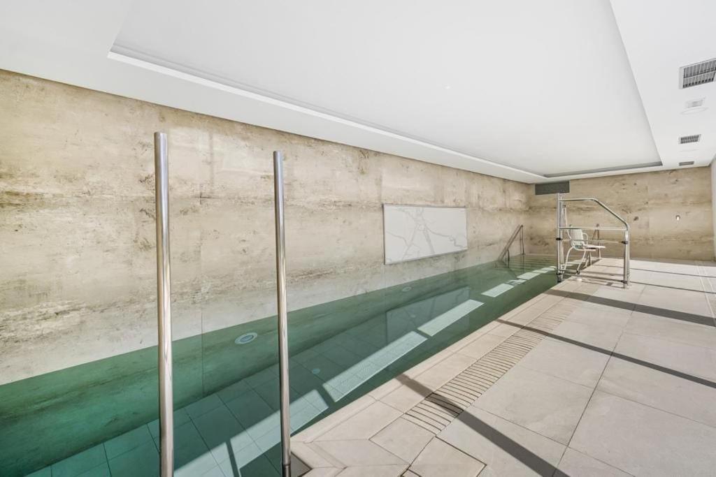 Luxury Penthouse with Ocean View - 4