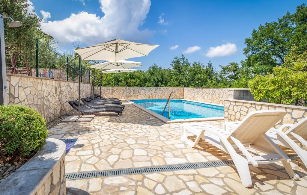 Lovely Apartment In Jadranovo With Wifi, Jadranovo