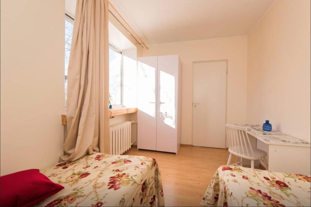 Lovely stay in Old Town with fireplace and parking in Tallinn, Estonia