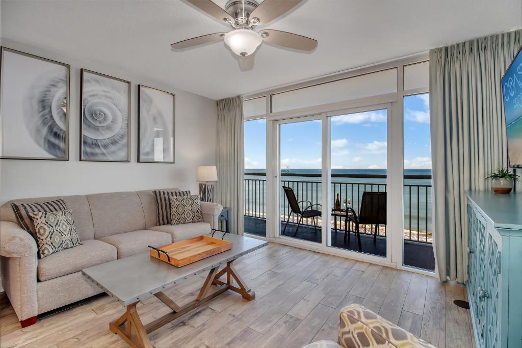 WINTER RATES! Oceanfront Work From Here Central Location! 1157, Myrtle Beach