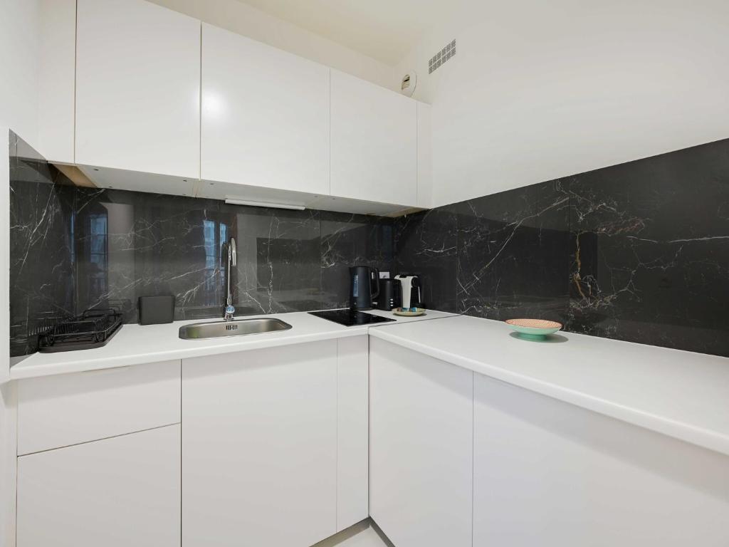 Modern studio 2P - Courbevoie La Défense - 3