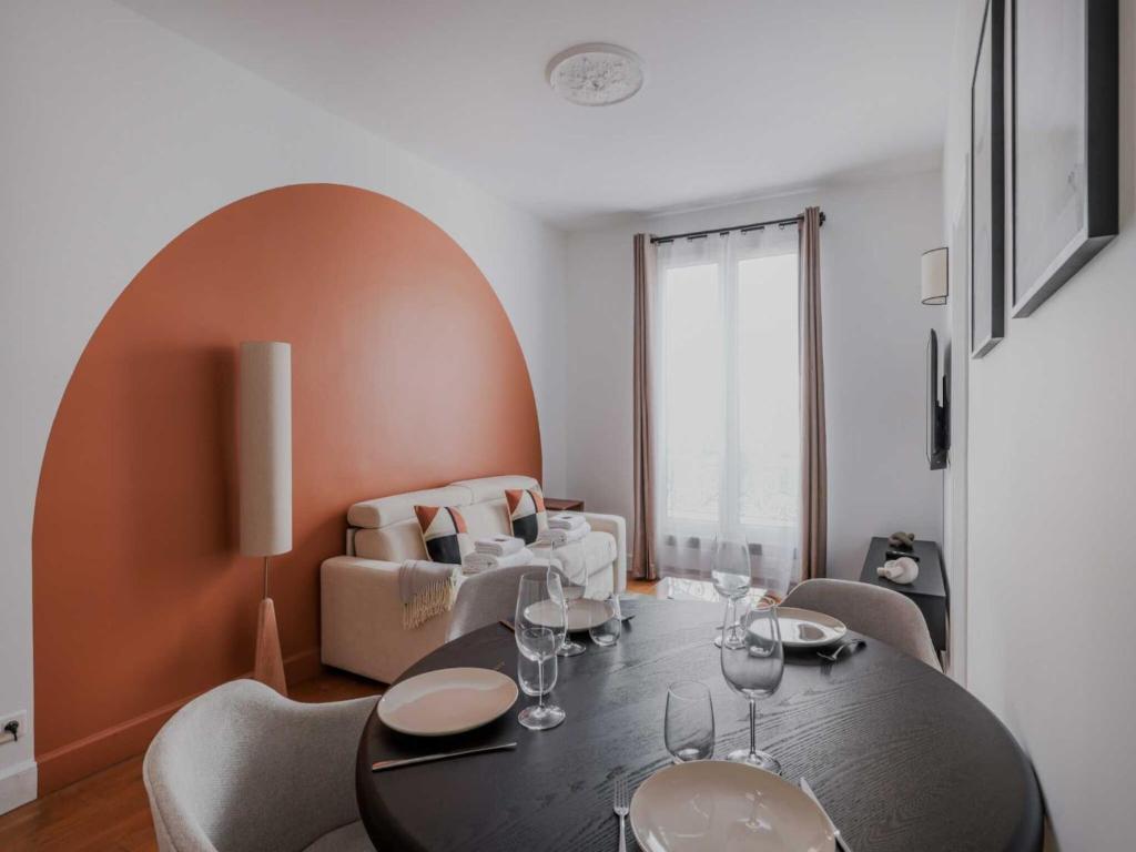 Parisian charm Elegant 1-bedroom apt - 5