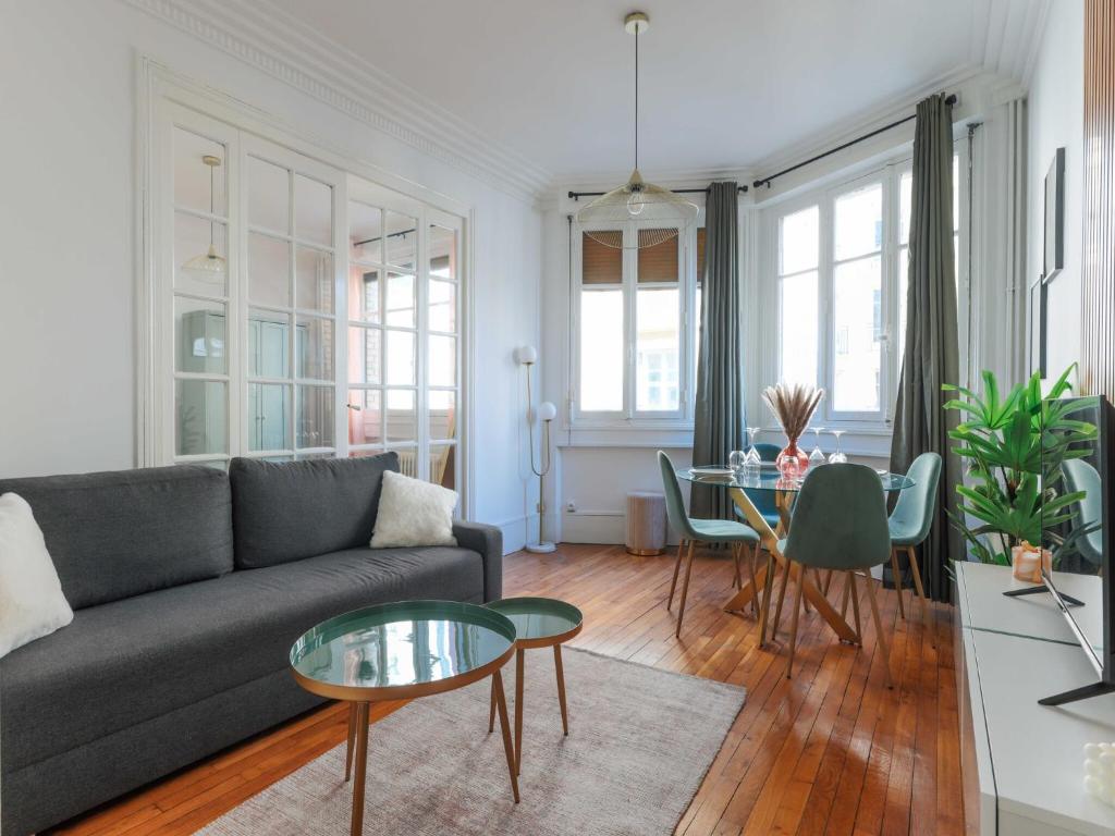 Charm & comfort for 4 in heart of the 15 district - 2