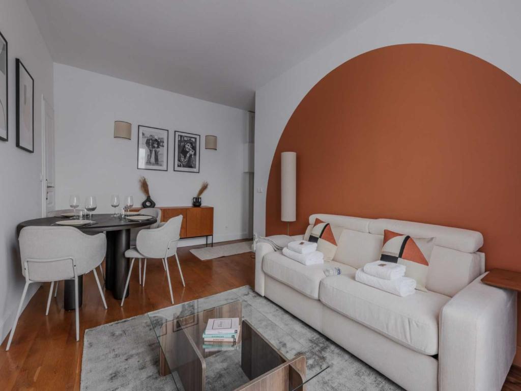 Parisian charm Elegant 1-bedroom apt - 3