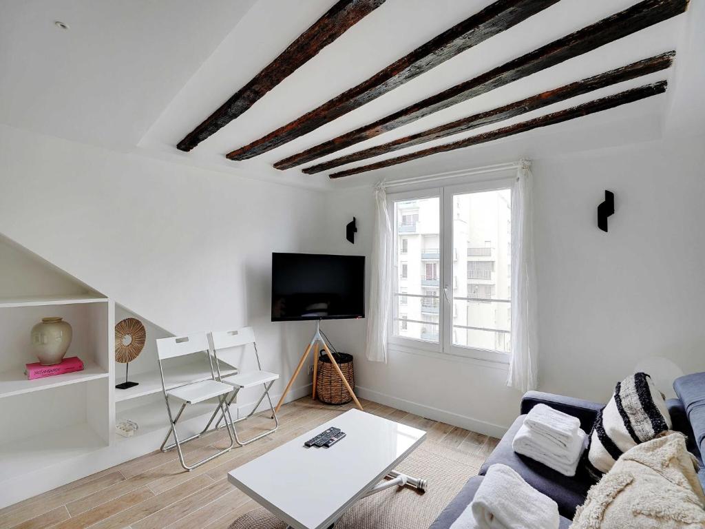 Charming studio near les Halles - Mobility lease - 4