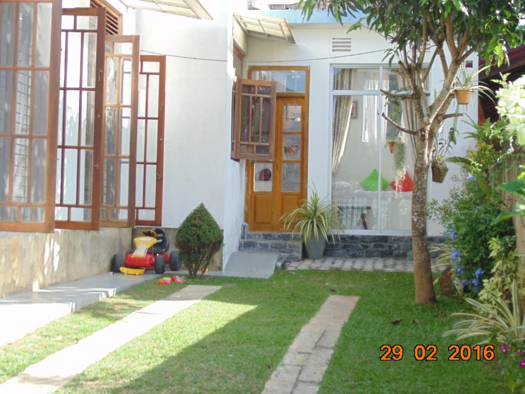 Sun Hill Home — Hotel in Mirissa