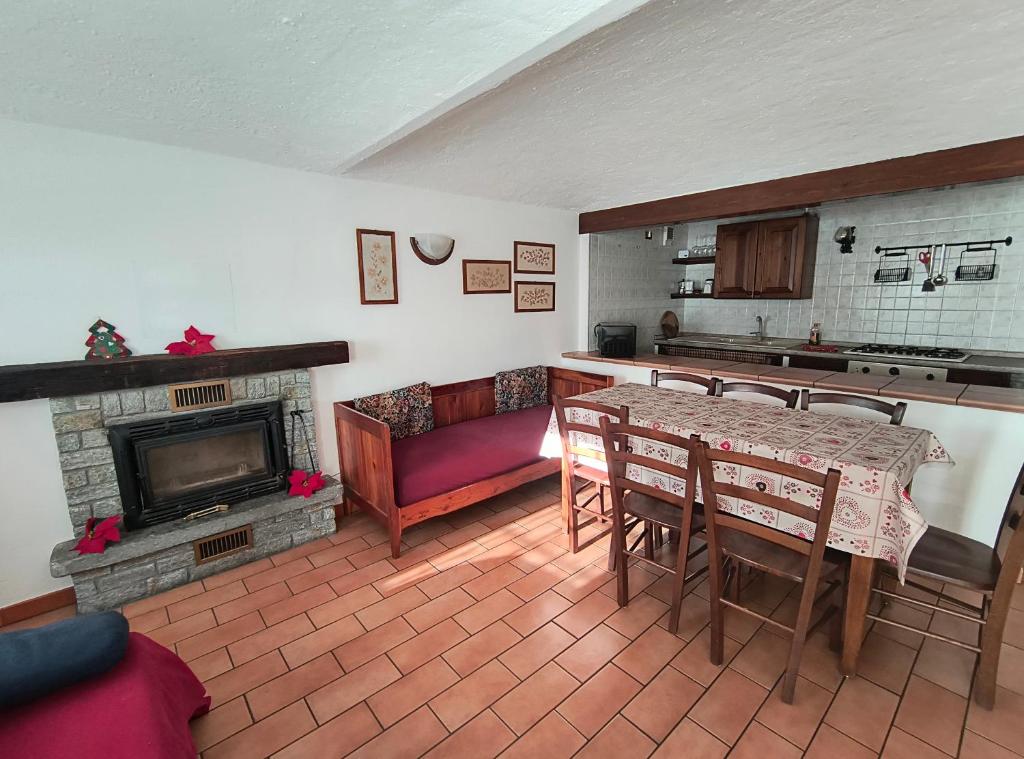 Masy en Pierre- Maisons de Charme- Caratteristico Appartamento con tre camere e due bagni - 2