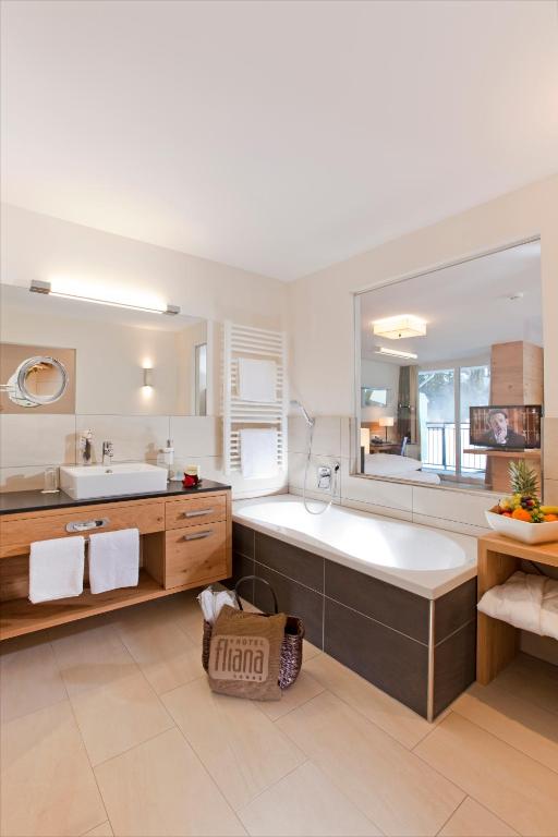 โรงแรมเฟลียนา อิชกึล (Hotel Fliana Ischgl)