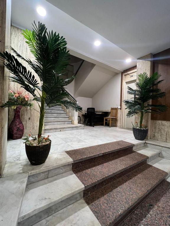 Exterior view, City Hotel in Cairo