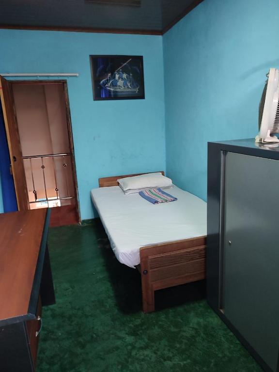 Subhasinghe guest, Ella