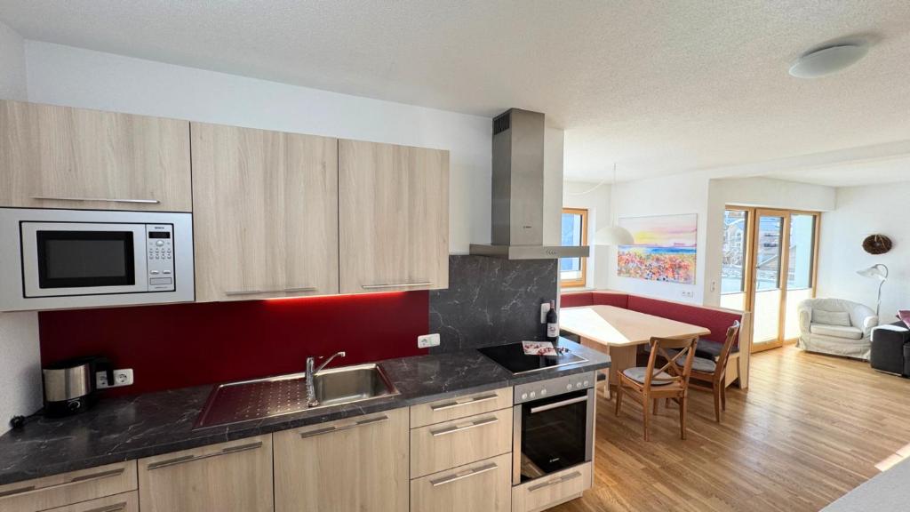 apartSTARK Fiss - 5