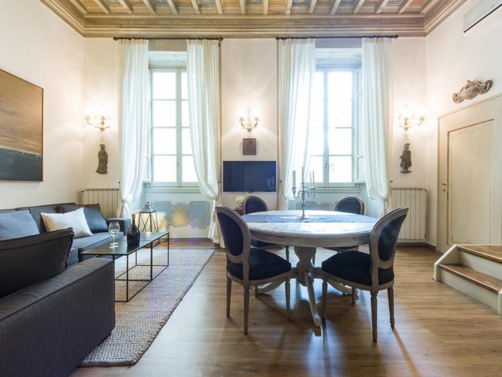 Apartments Florence - Orsanmichele view — Hotel in Florence