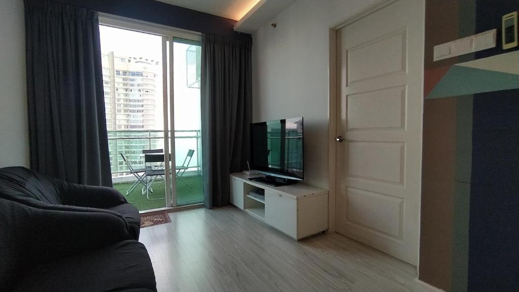 Mansion One 279, George Town