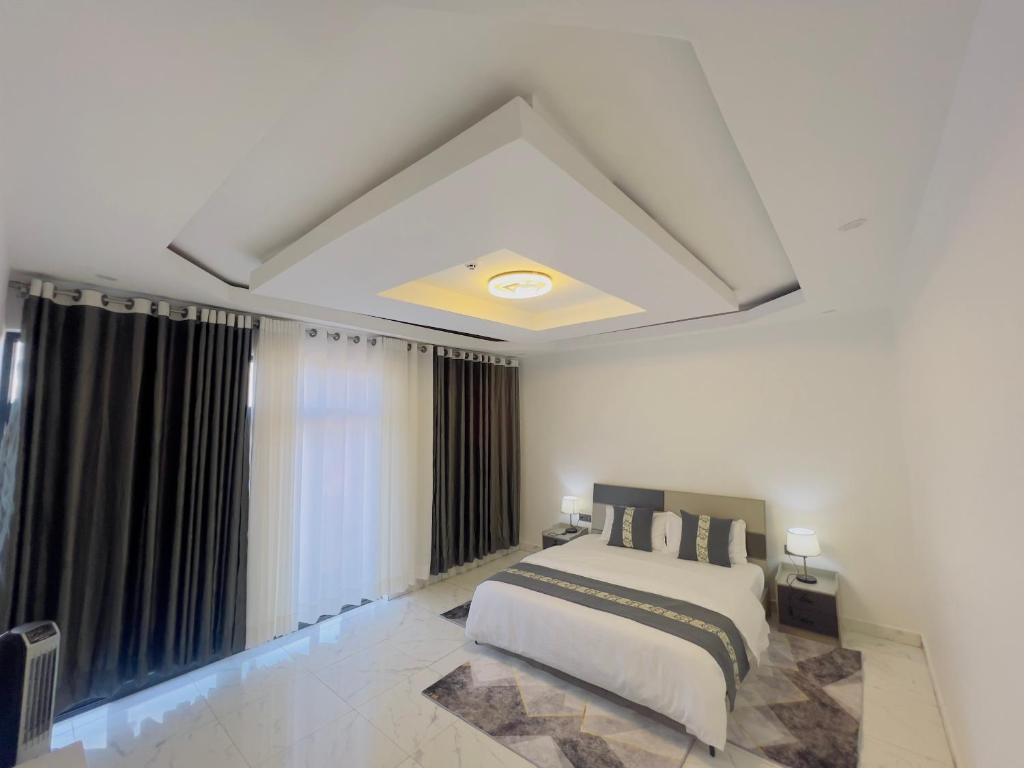 N-K Apartment, Masaka