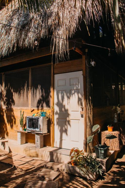 Casa Austera, El Paredón Buena Vista