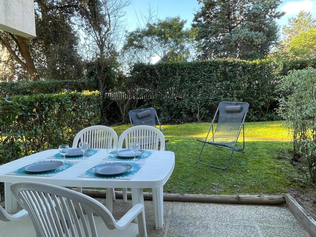 T2 avec terrasse proche de la plage de Royan dans le Quartier du Parc - 5