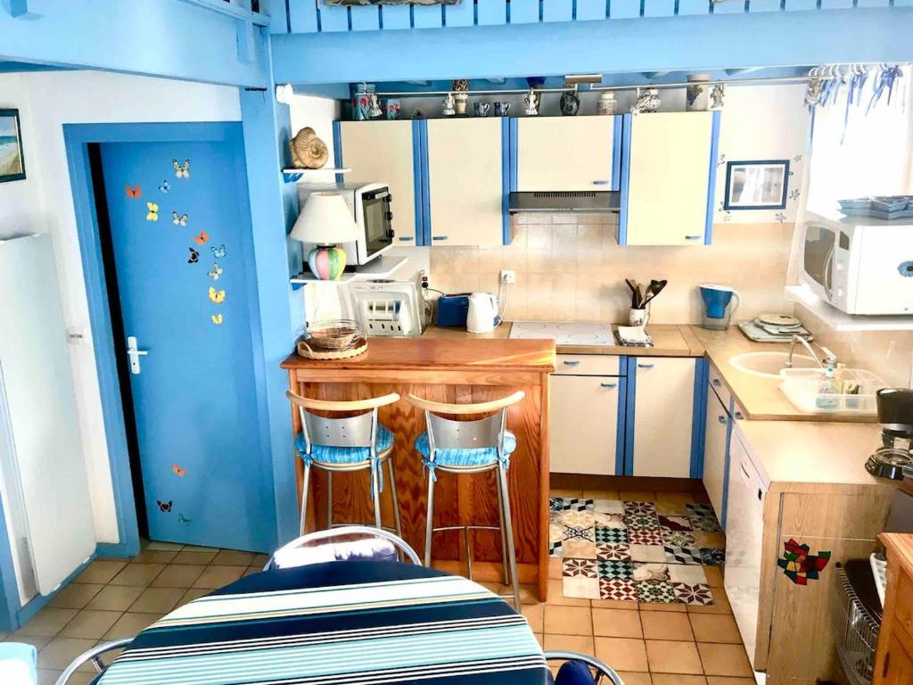 Petite maison bleue Dune du Pyla 4 personnes 2 vélos - 4