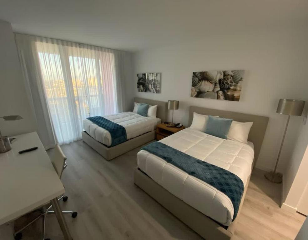 Executive Suite at Beachwalk Pool Gym Beach 22, Hallandale Beach