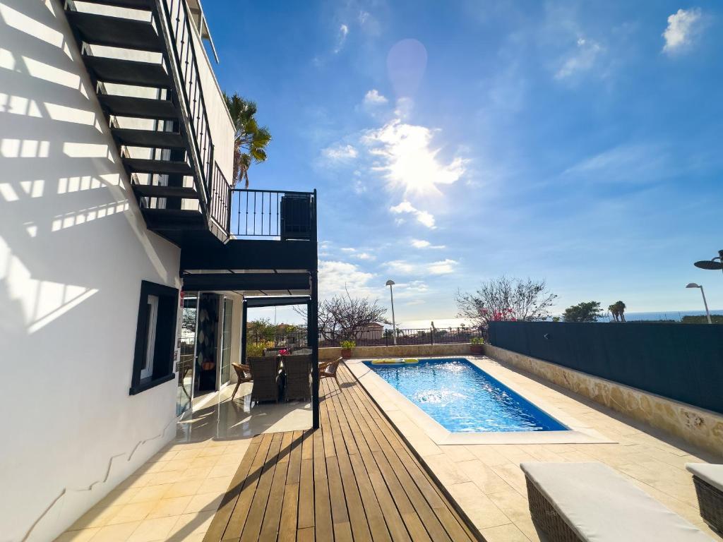 Villa Callao Salvaje 3BR with Heated Pool Outdoor Kitchen & Gas BBQ Stunning Views - 3