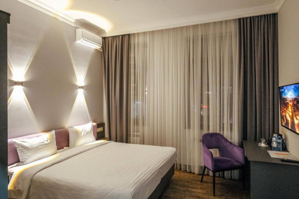 パークレーン ホテル (Parklane hotel )