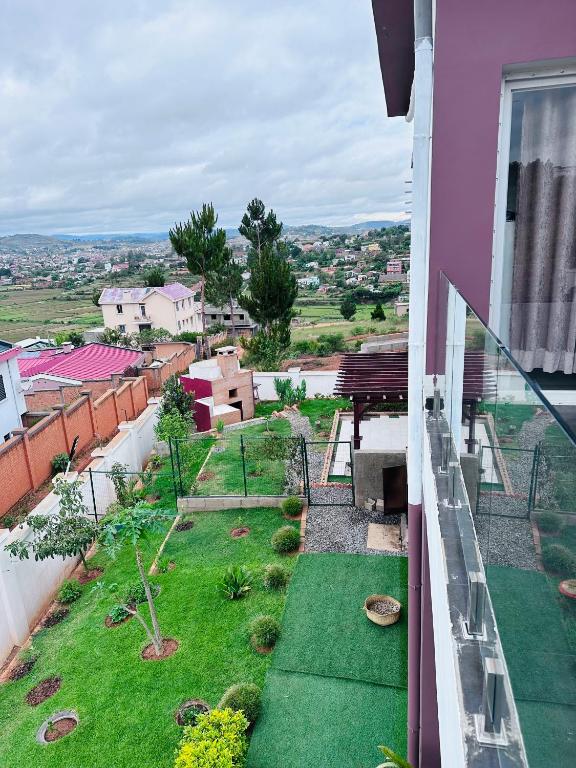 Joyful light, Antananarivo