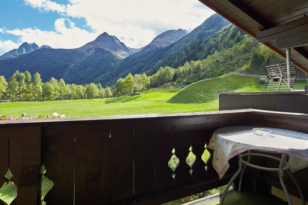 Balcony/terrace, Appartements Romantica in Langenfeld