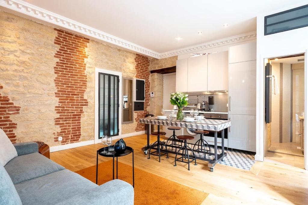 # République # Paris2 # Chatelêt # 2bedrooms - 5