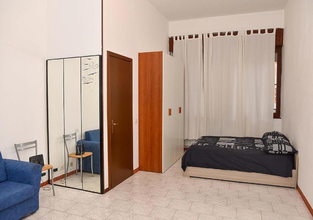 Corner of Calm, Novara