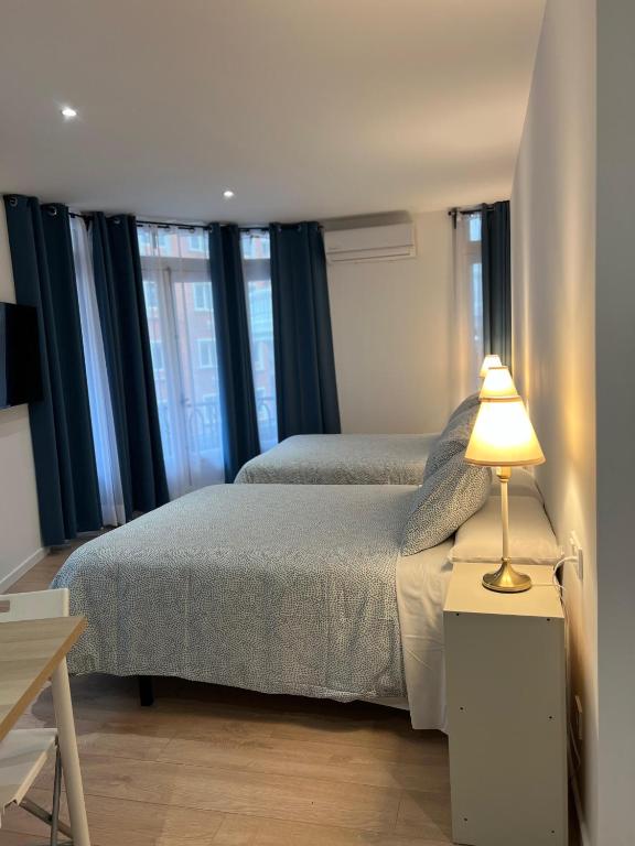 Room Plaza España - 5