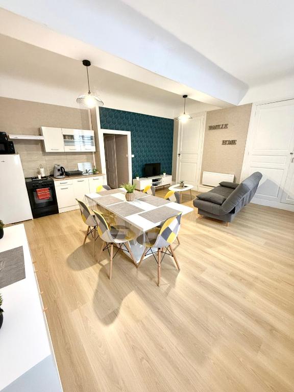 Le Rétro - Appartement 2 chambres confortable et calme - Proche de toutes commodité - Stationnement facile à proximité, Saint-Laurent-sur-Saône