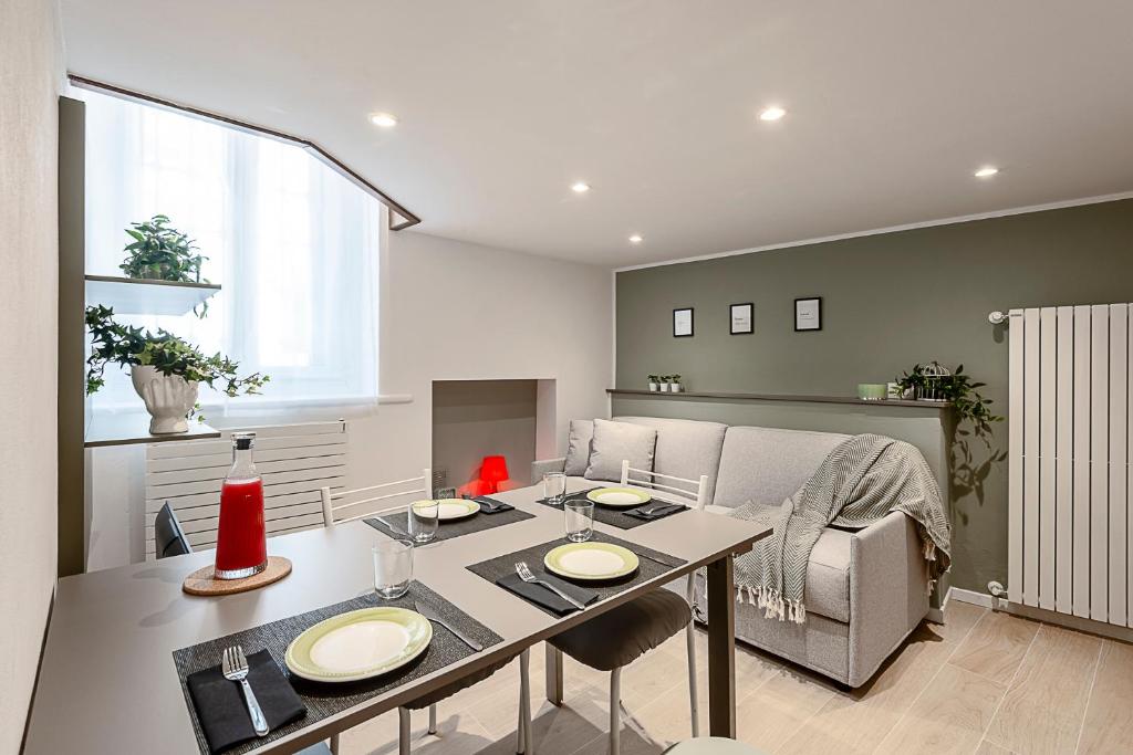 StayEasy Pasteur23 - New cozy studio next to metro, Milan