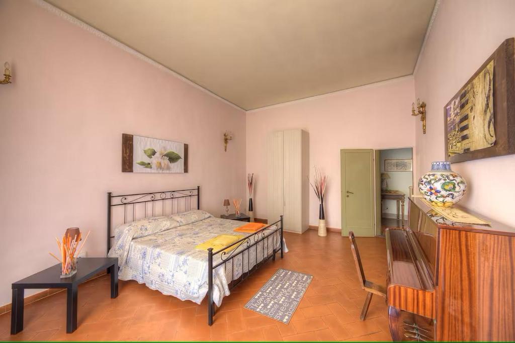 Historical building charming apartment - 4