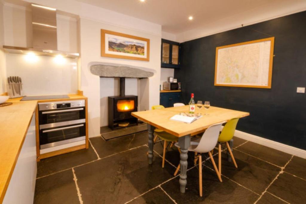 Holmdale - Central Ambleside, Ambleside