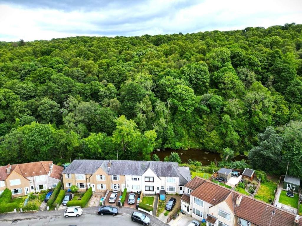 Cosy 2 bed home Glasgow South, Cathcart