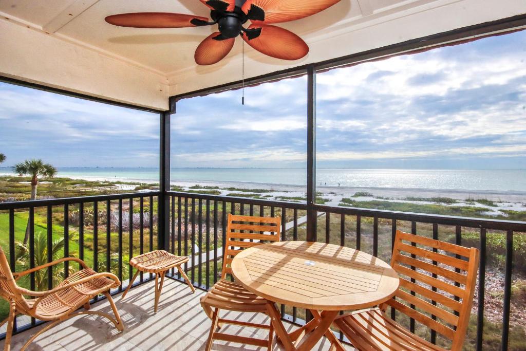 Enjoy Sweeping Beach Views From Your Third Story Sandalfoot condo 1D3, Sanibel