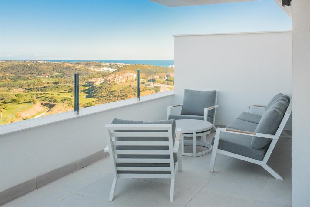 Penthouse with sea views - 2