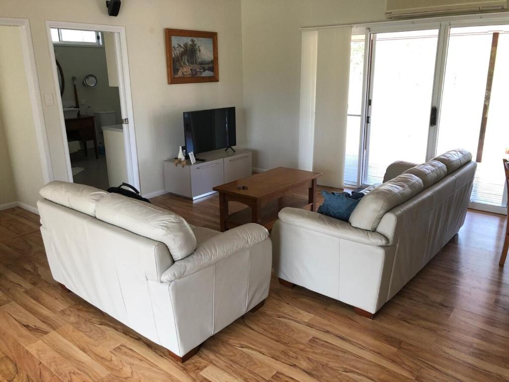 Comfortable cottage to spend a couple of days, Nanango