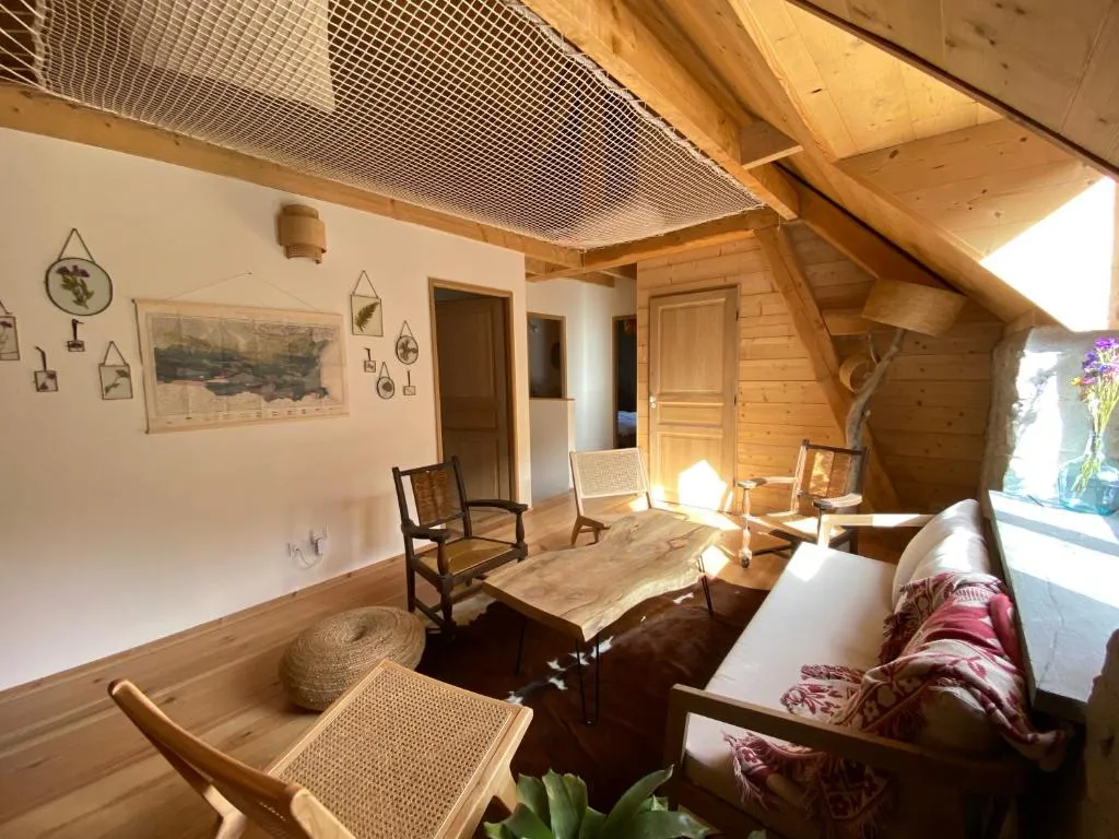 Gîte de Montagne，位于阿拉纽埃的酒店