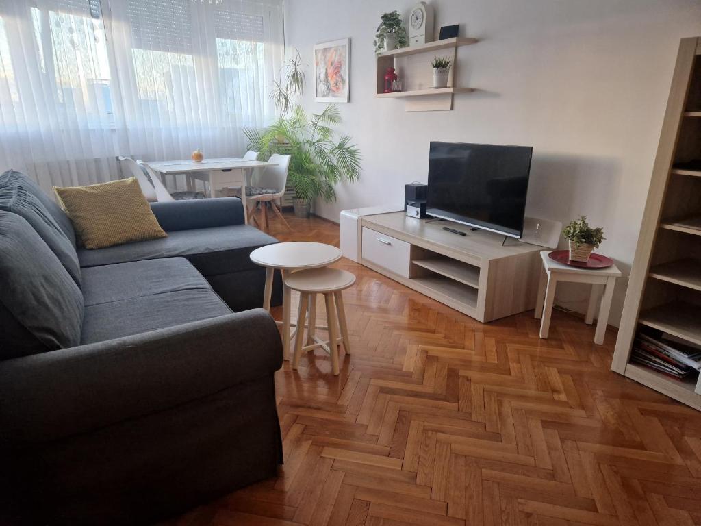 Apartment Zagreb Idila Center, with a balcony, speed WiFi, Záhřeb