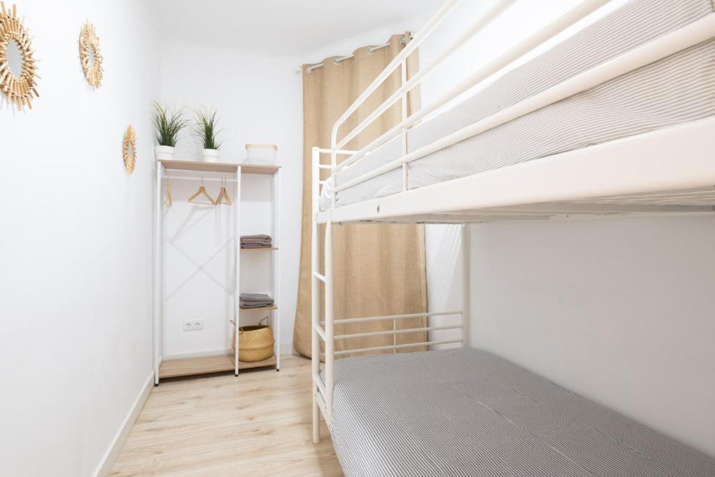 Apartamento NUEVO con encanto en SAGRADA FAMILIA - 4